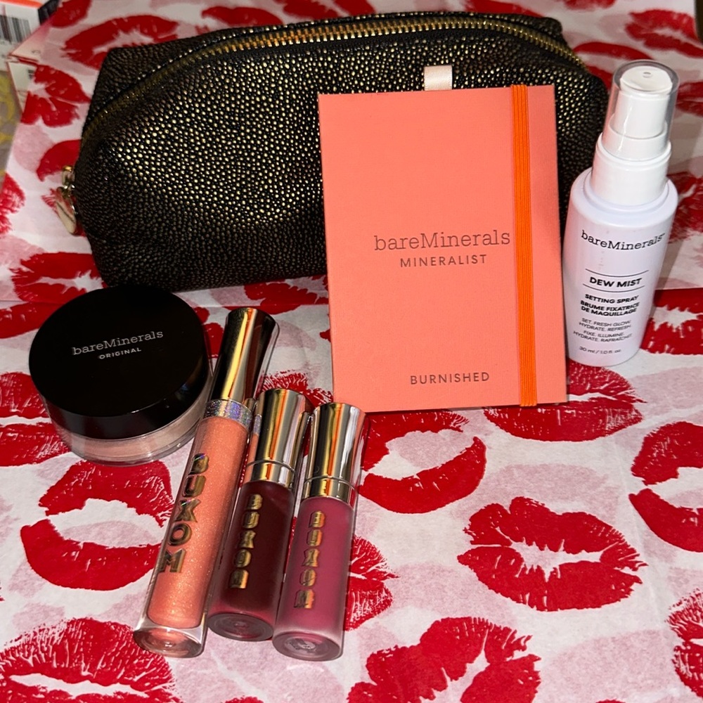 bareMineral’s Makeup Bundle